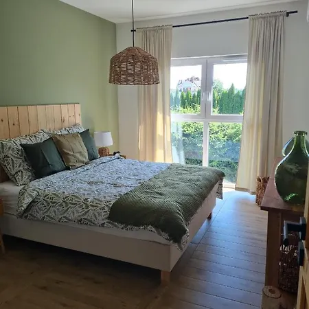 Apartment Forest - *